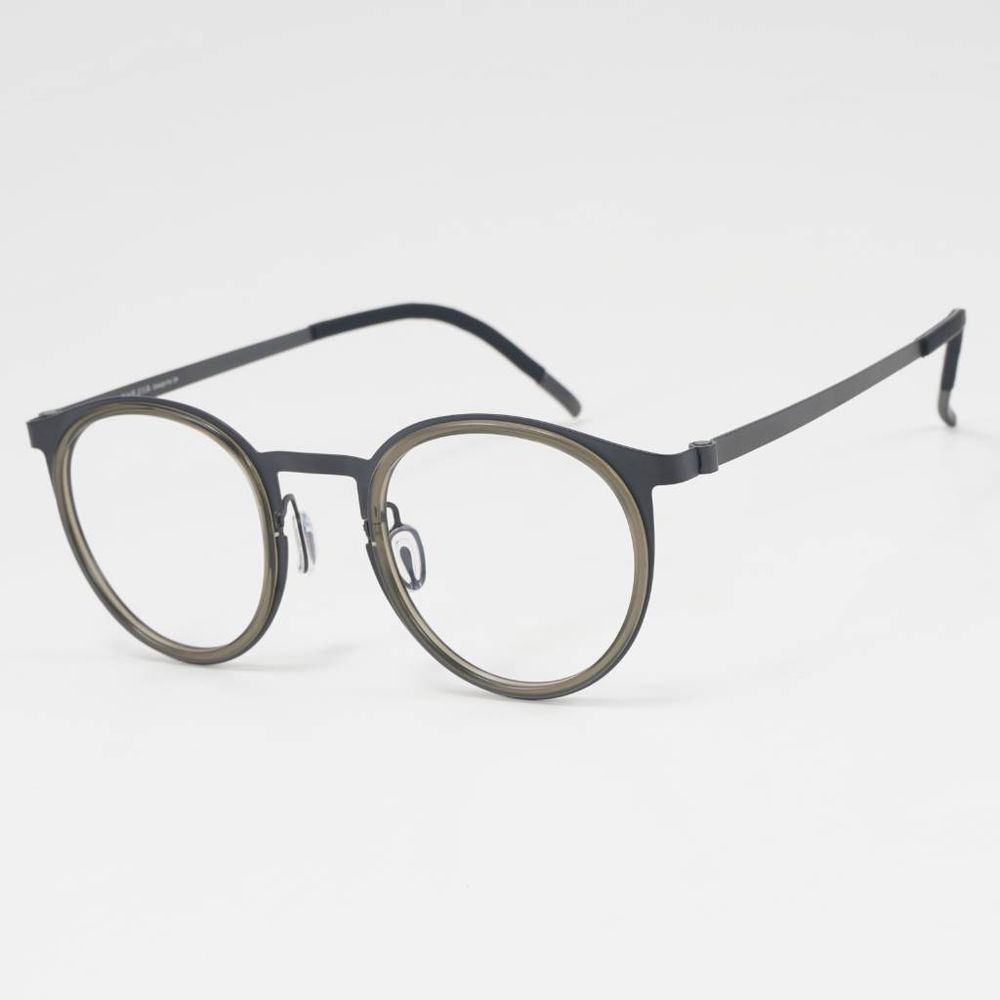 theJIIA 6013, C1, frame view