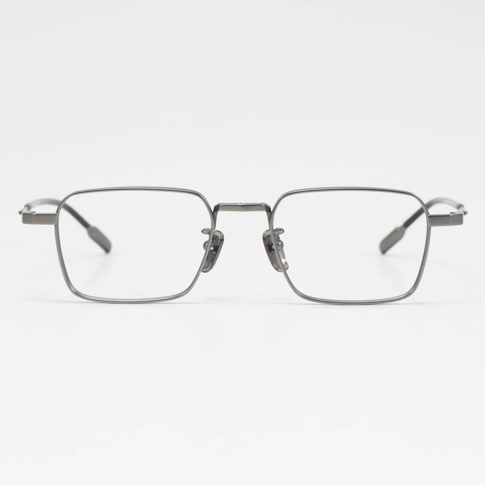 theJIIA 8031, C1, frame view