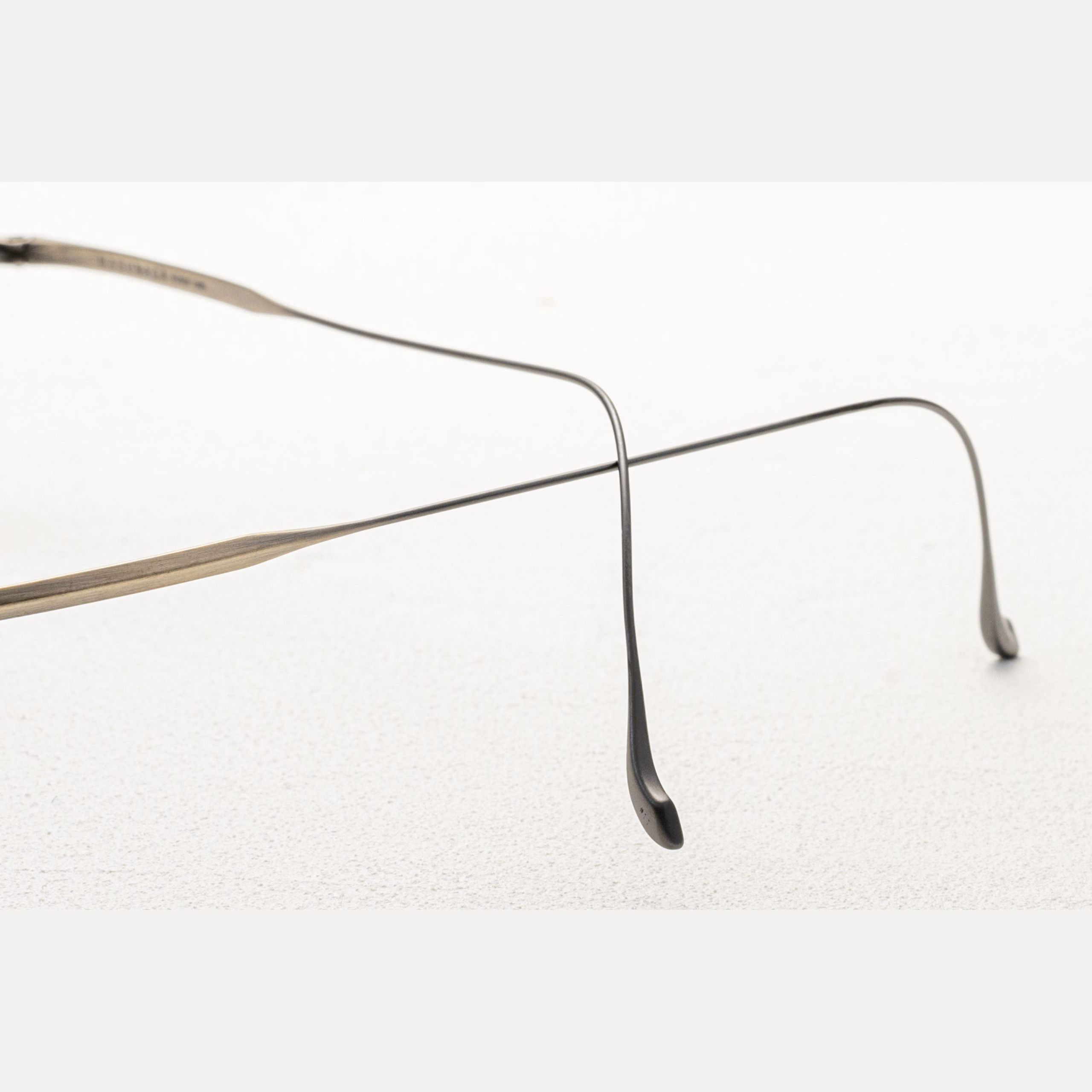 MASUNAGA 1905 Chord A petite, DETAIL, frame view